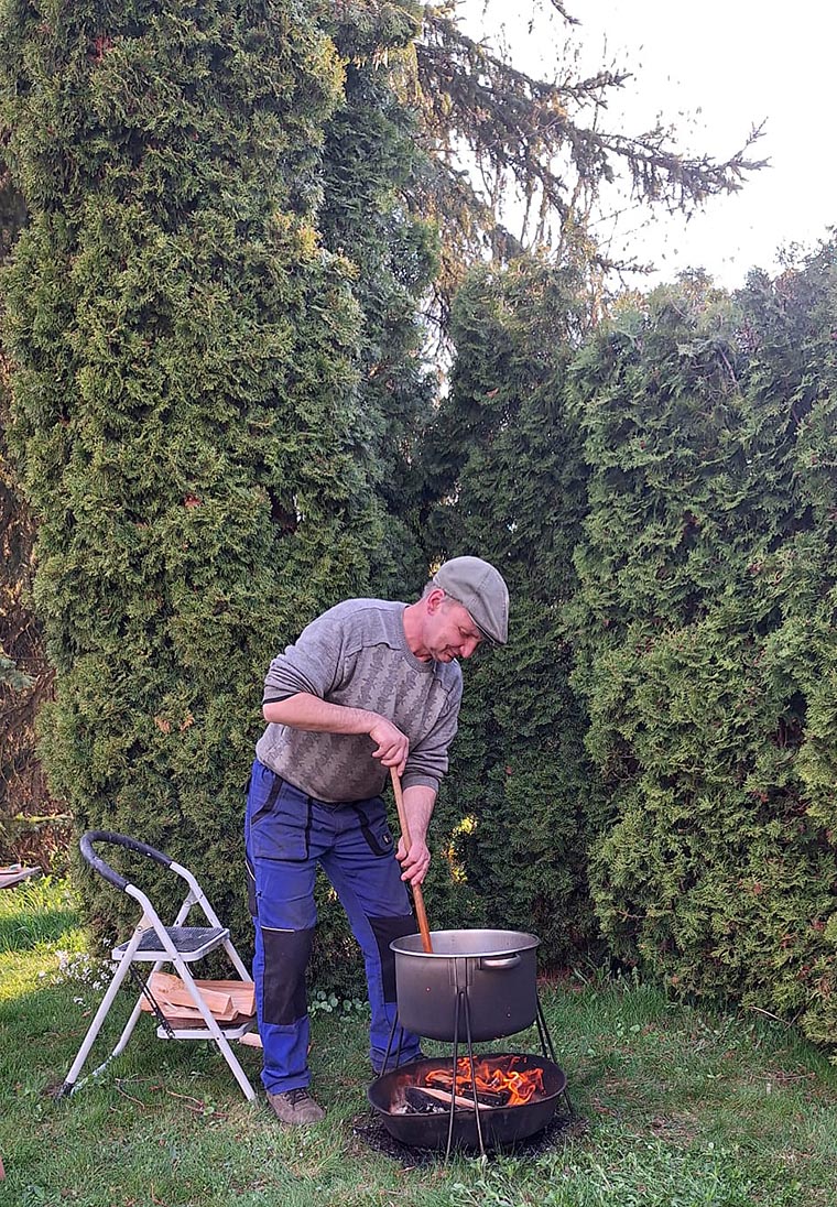 WhatsApp Image 2026-04-17 at 17.59.48c.jpg